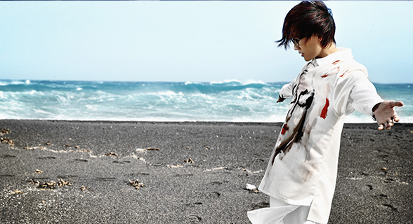 许嵩首本摄影随笔集《海上灵光》-音乐频道-正