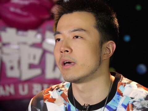 奇葩来了#拜年啦咆哮警察@欧阳超咆哮 . 来自奇葩说官方微博 - 微博